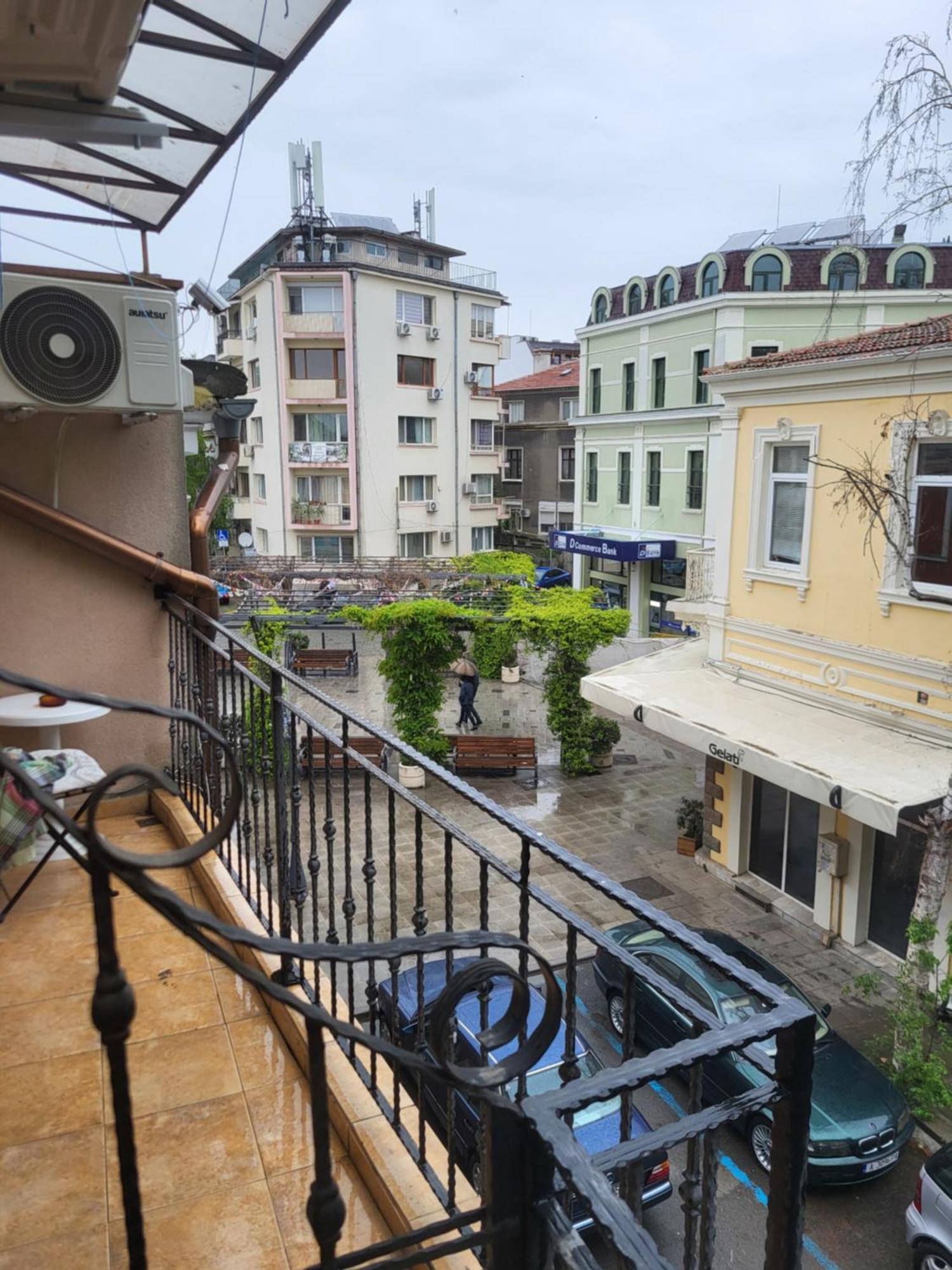 Aleks Top Center 2- Free Parking Burgas Exterior foto